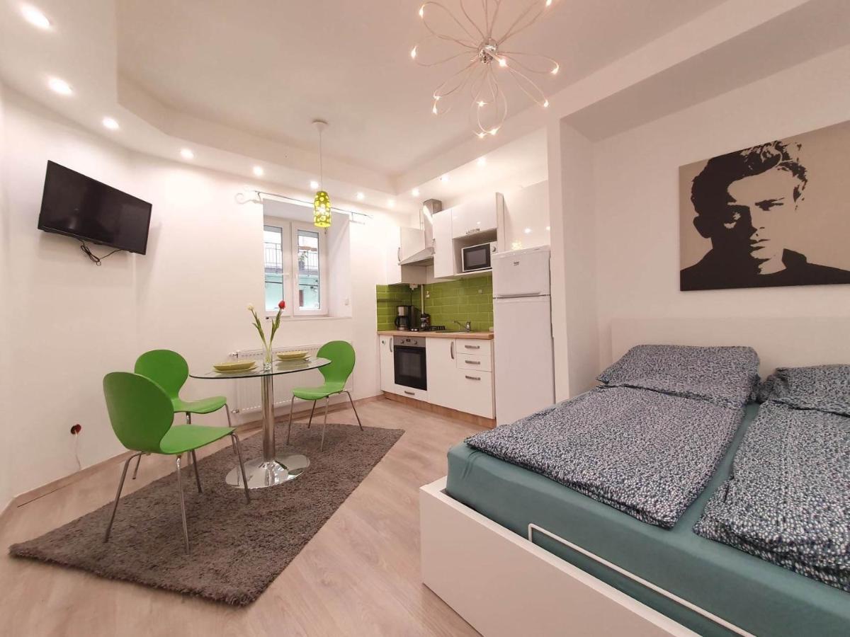 Unique Offer, Two In One! 2 Studio Egyuett