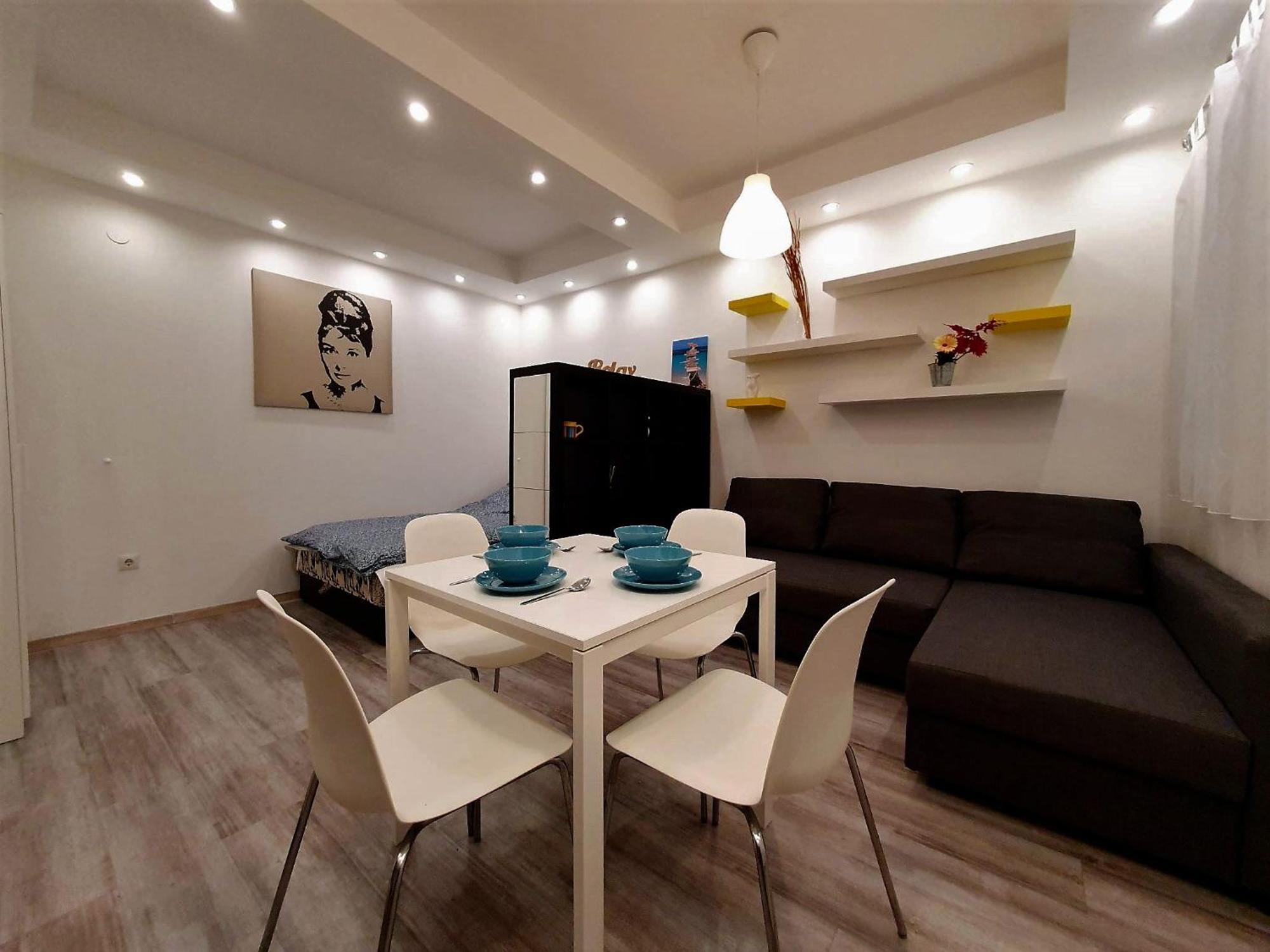 Apartment Unique Offer, Two In One! 2 Studio Egyuett *