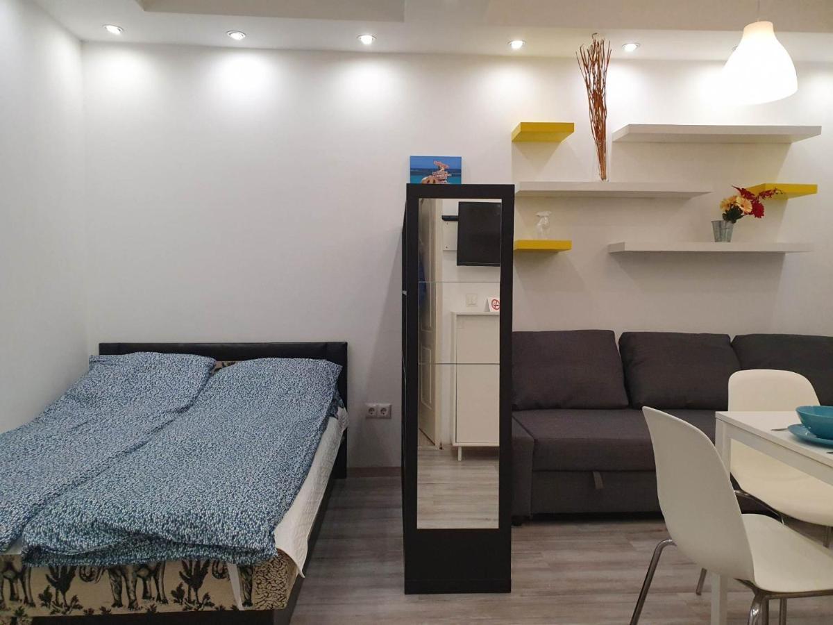 Unique Offer, Two In One! 2 Studio Egyuett Budapešť
