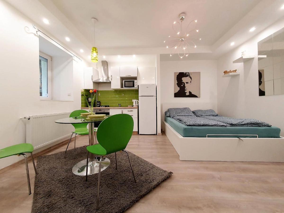 Apartmán Unique Offer, Two In One! 2 Studio Egyuett